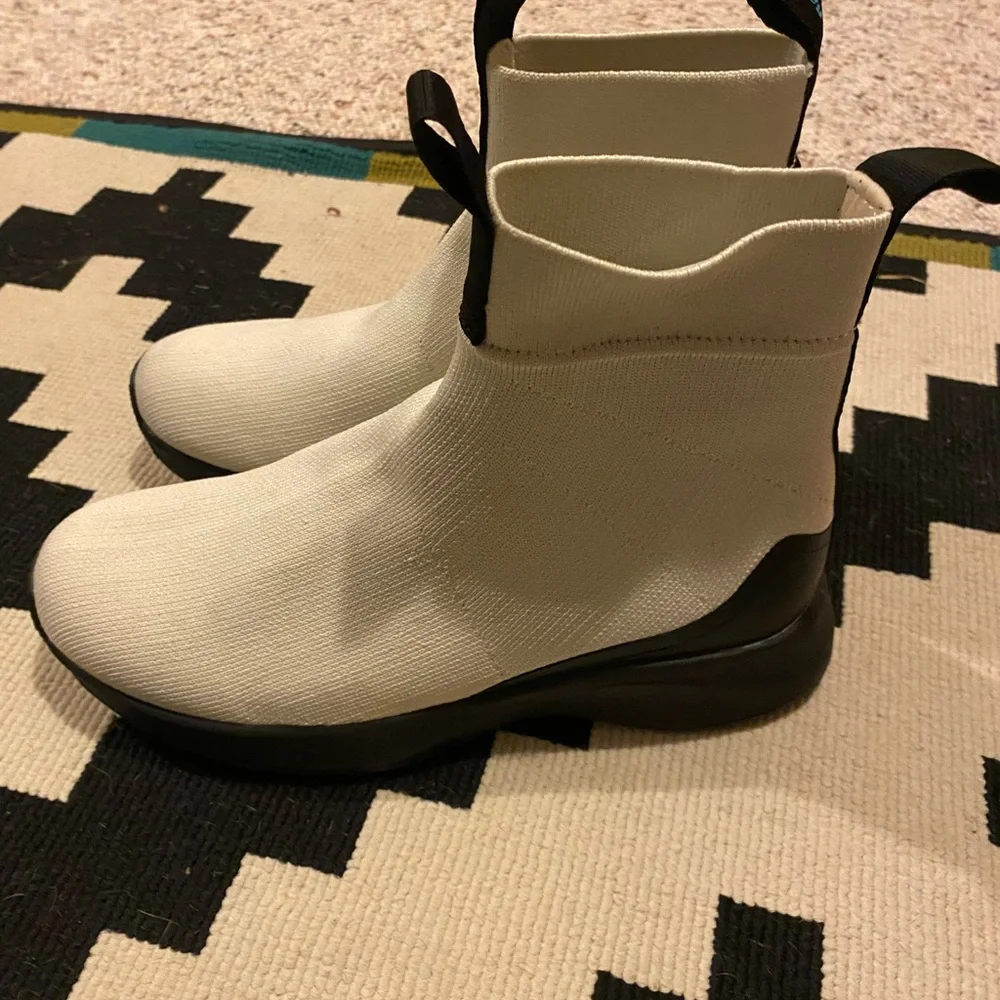 Native nova hydroknit